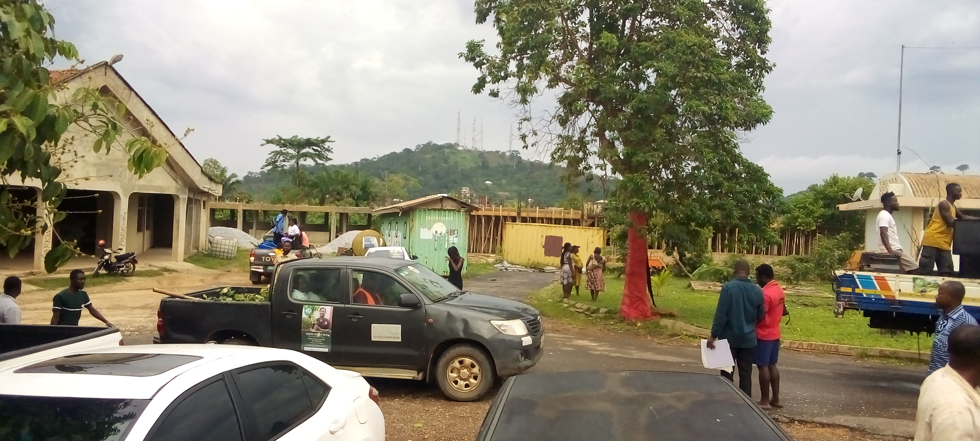 (GREEN GHANA PROJECT) MP, MCE, MCD AND STAKEHOLDERS TARGETS TO PLANT 200,000 TREES IN UDE