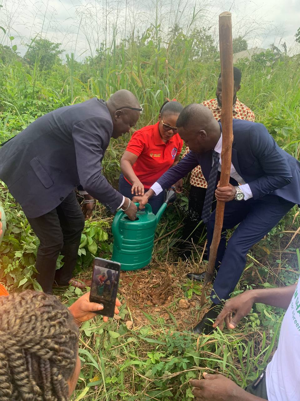 (GREEN GHANA PROJECT) MP, MCE, MCD AND STAKEHOLDERS TARGETS TO PLANT 200,000 TREES IN UDE